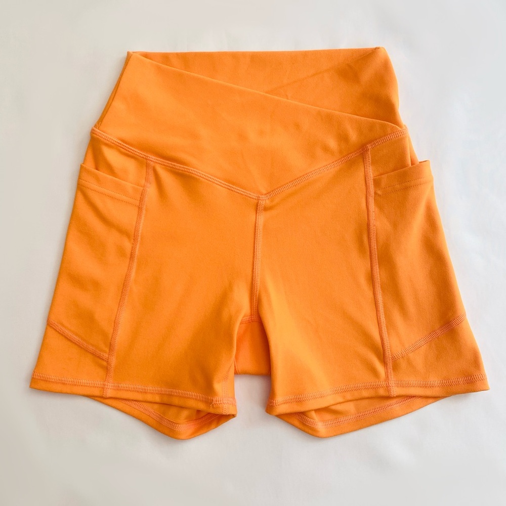 Gilly Hicks 3” Shorts
